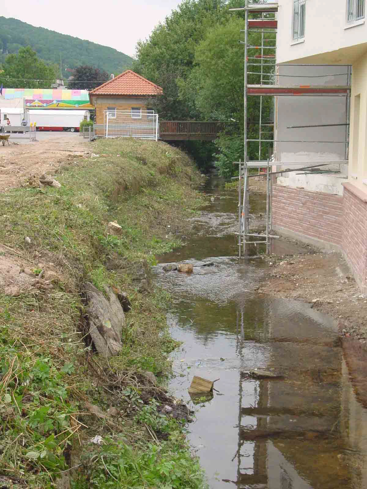Kanzelbach im Ort vor Umbau